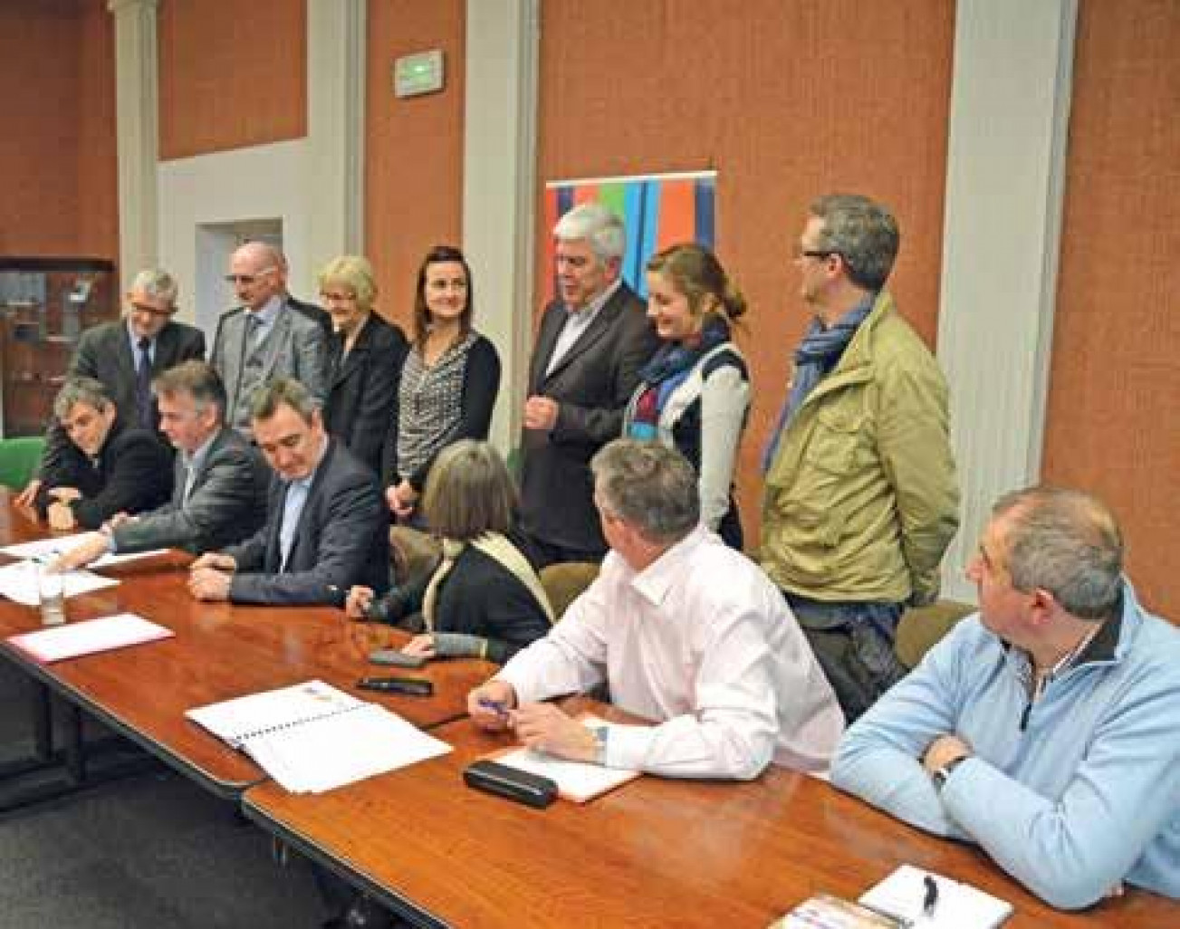 À Saint-Omer, les acteurs de la ville d’Arques et de la collectivité de communes d’Arques se sont réunis afin de ratifier la charte.