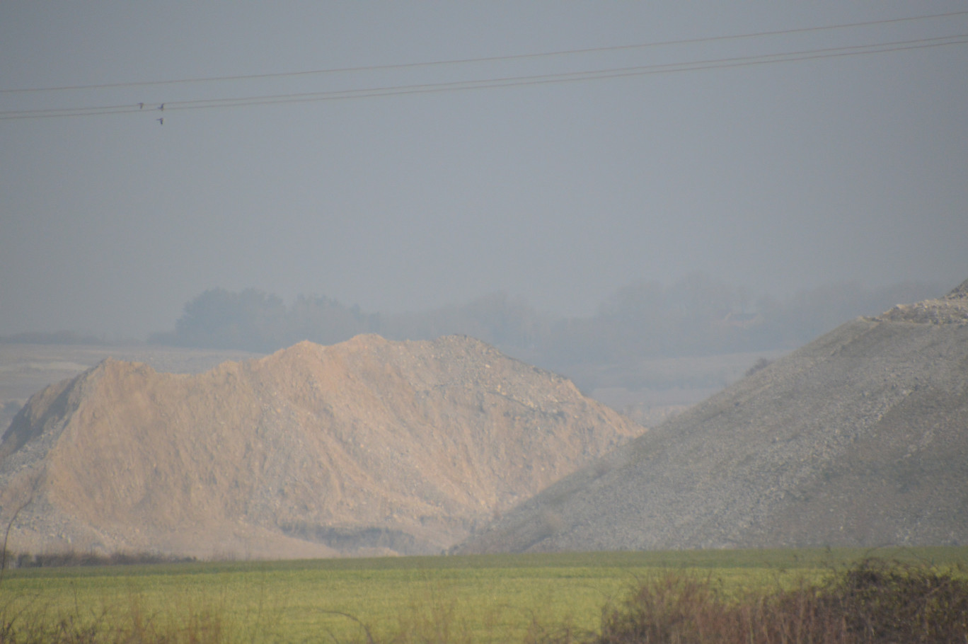 Les carrières de roche calcaire devraient être exploitables pour encore une centaine d'années...