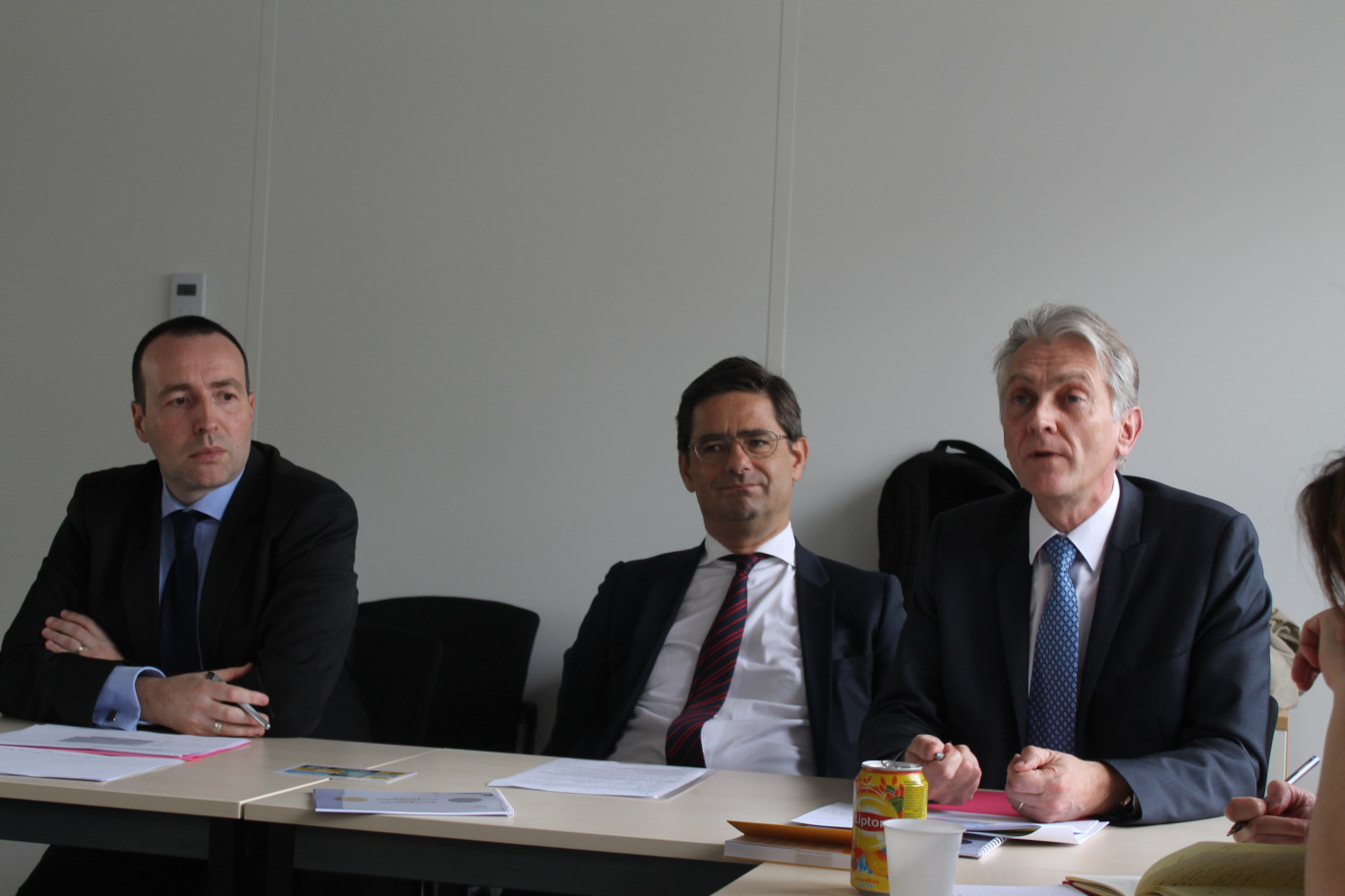 Bertrand Dufourcq (au centre), président de bpifrance, avec Yves Demars (bpi Picardie, à gauche) et Bertrand Fontaine (bpi Nord-Pas-de-Calais).