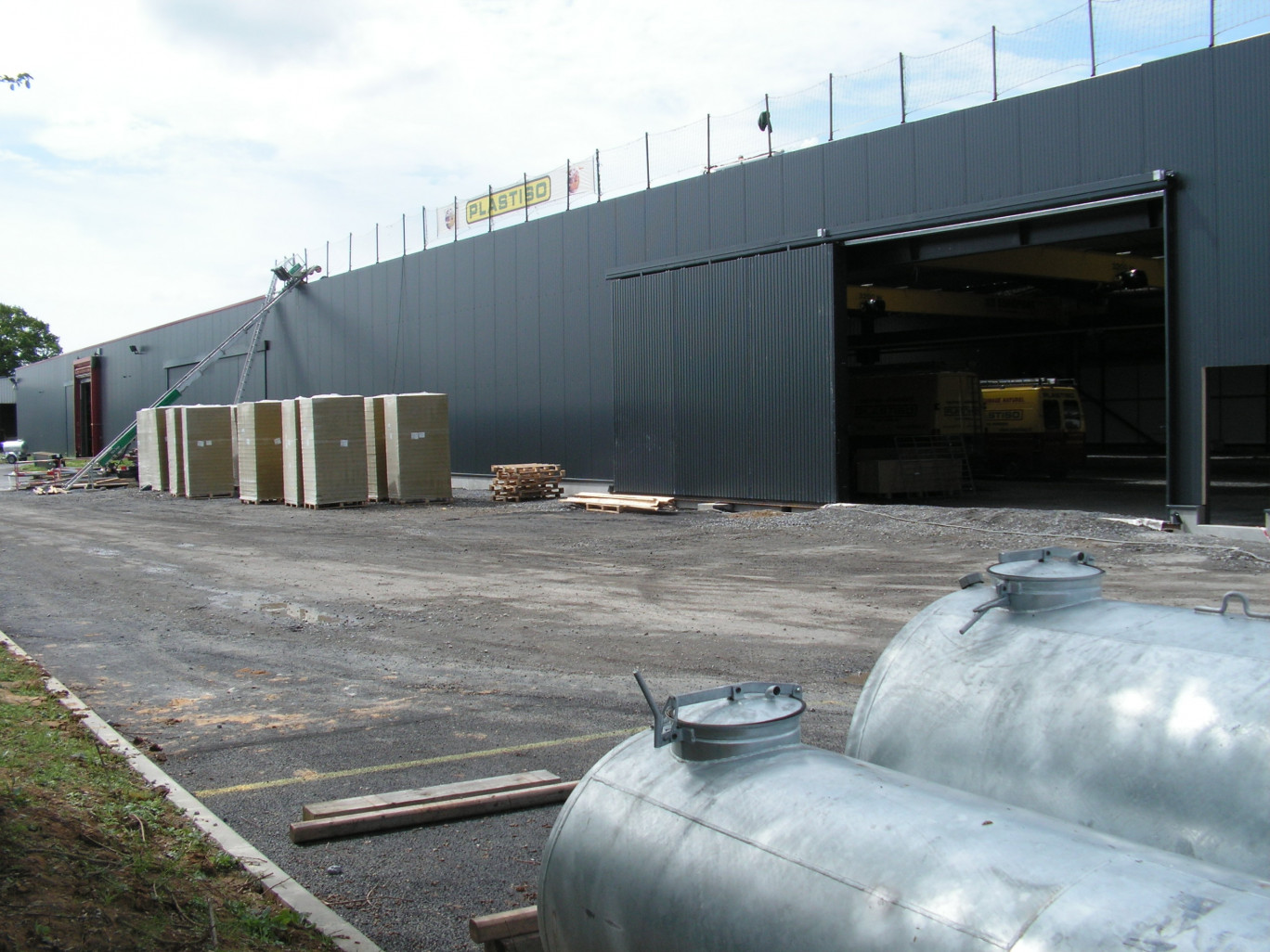 La partie nouvelle de l'usine devrait être opérationnelle en septembre.