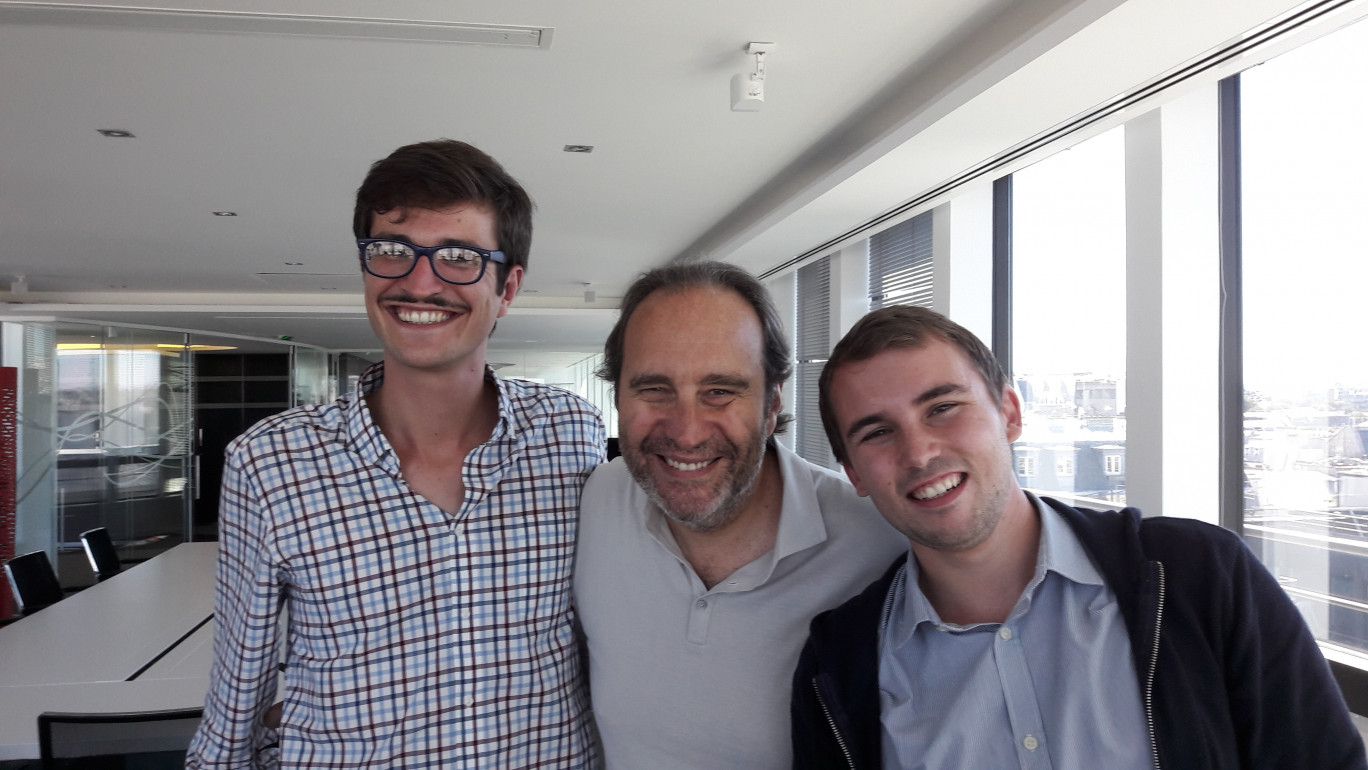 Charles Desmarquoy et Nicolas Jeanne ont eu l'ocasion de rencontrer Xavier Niel pour lui présenter leur label.