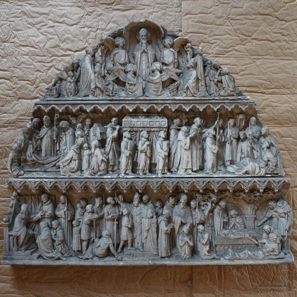 Une pièce maîtresse de la donation : la maquette du tympan de la cathédrale Notre-dame de la Treille.