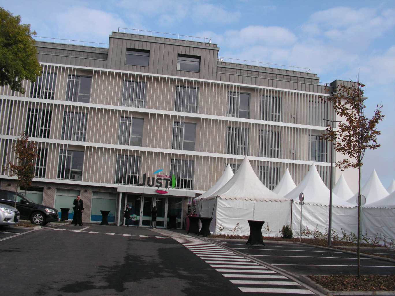 Le nouveau siège a été aménagé dans une ancienne clinique de Valenciennes.