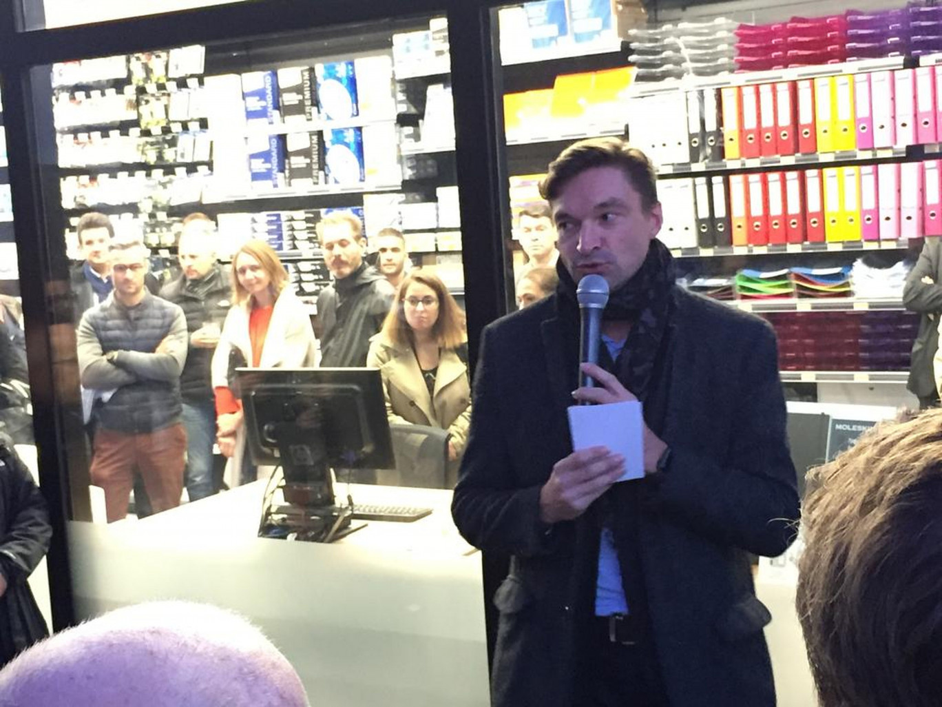 Raphaël Vanneste, le directeur général de Top Office, lors de l'inauguration du nouveau magasin, à Euratechnologies. 