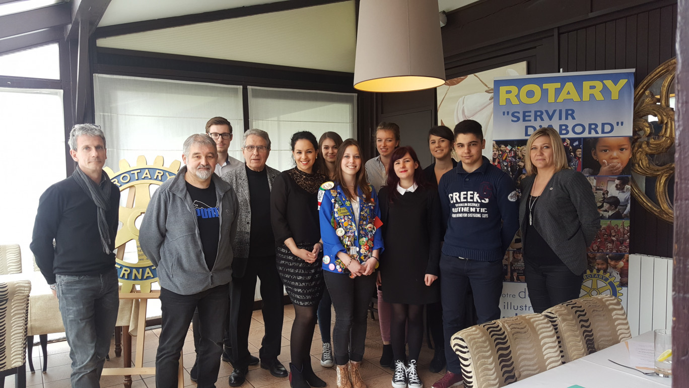 Les jeunes ayant participé aux différentes actions du Rotary de Léns-Liévin sont venus témoigner.
