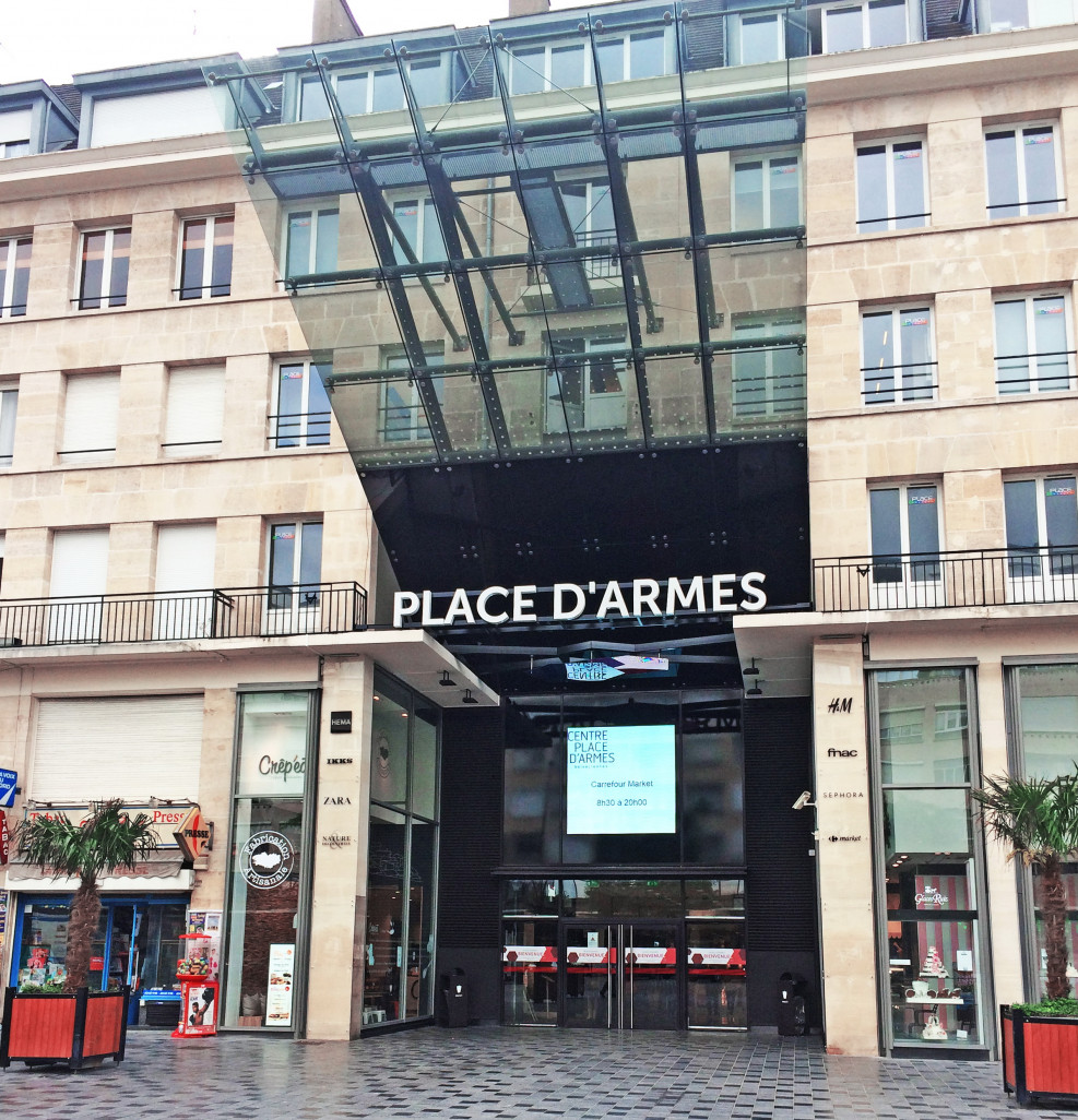 Deux nouvelles enseignes au centre Place d’Armes de Valenciennes