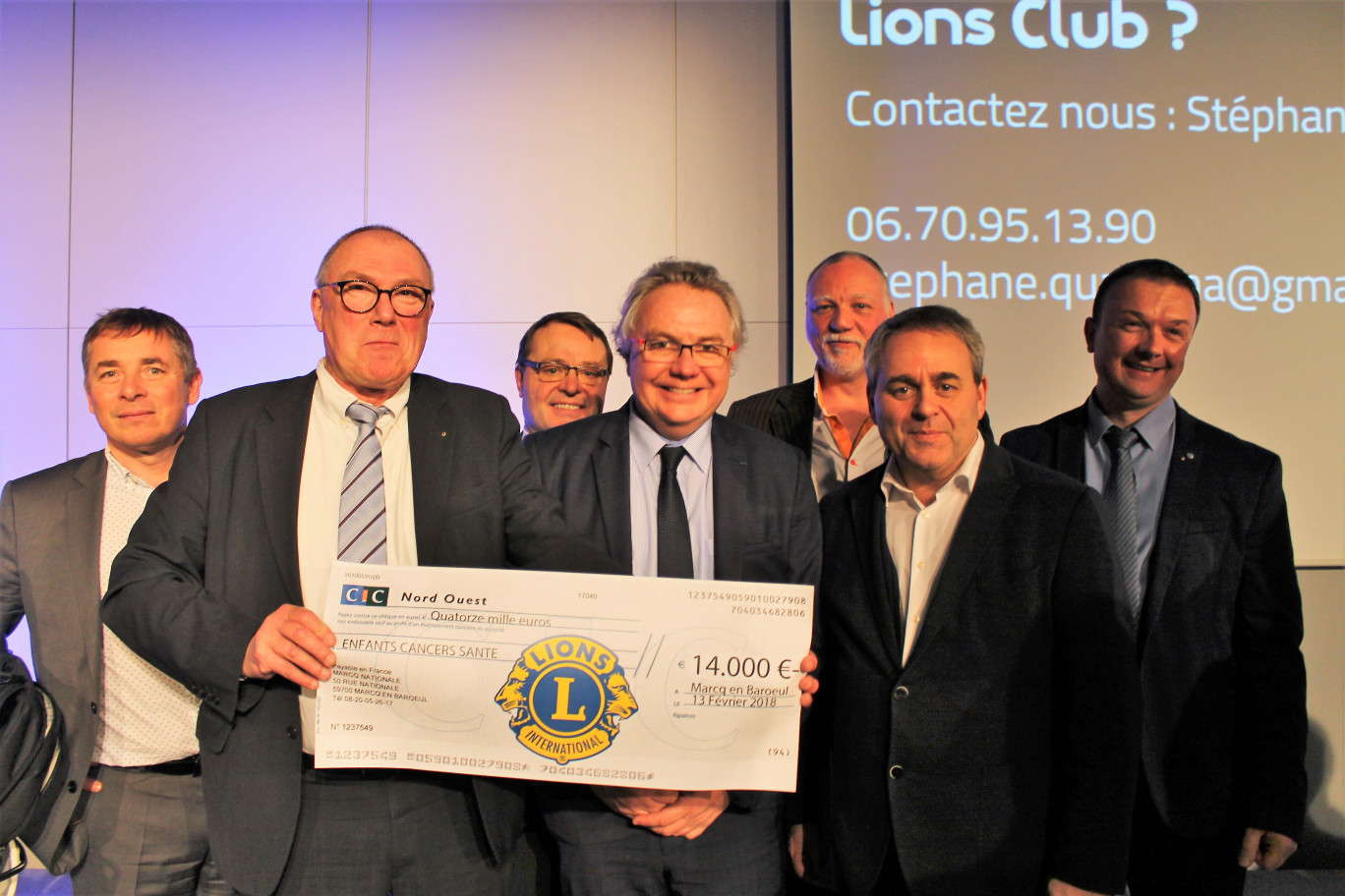 Au premier plan, Dominique Péré, président de l'association Enfants Cancers Santé, Pascal Boulanger, PDG du groupe éponyme et président d'Entreprises et Cités, et Xavier Bertrand, président de la Région des Hauts-de-France.