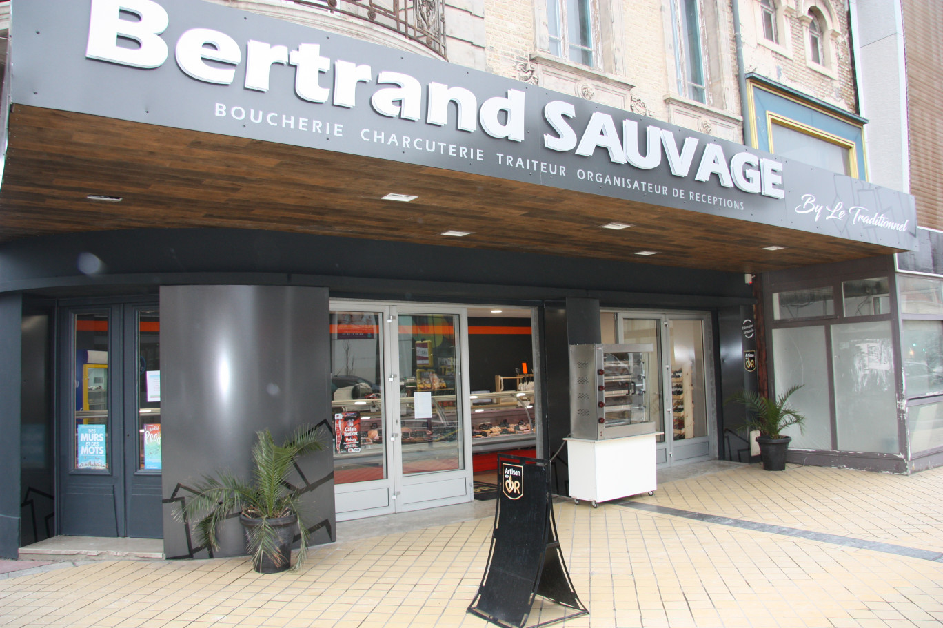 Première des trois enseignes à ouvrir, la boucherie Bertrand Sauvage by Le Traditionnel. 