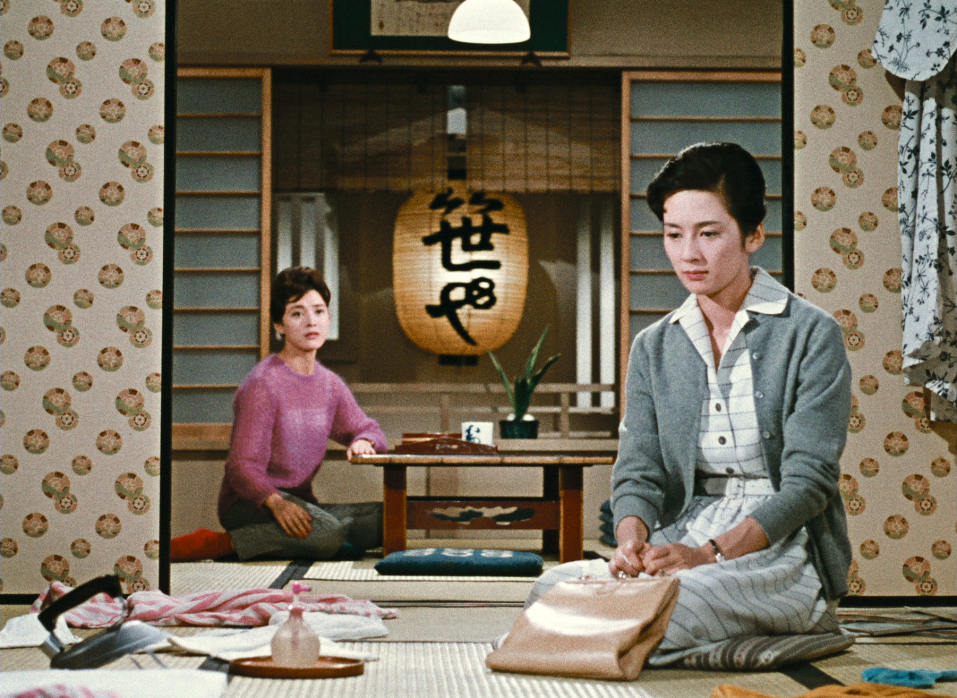 Avec Fin d’automne, Ozu signe une étude des mœurs nippones délicate et sensible.