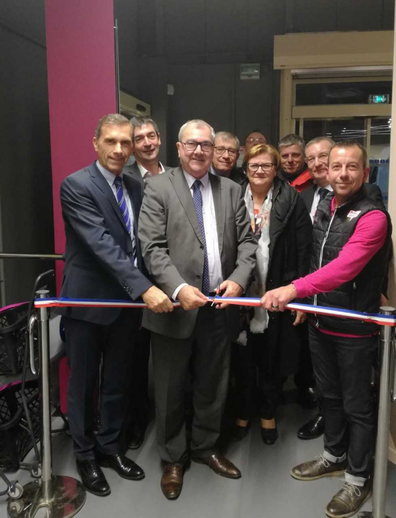 Inauguration du 6e magasin Prise Direct’ à Coquelles