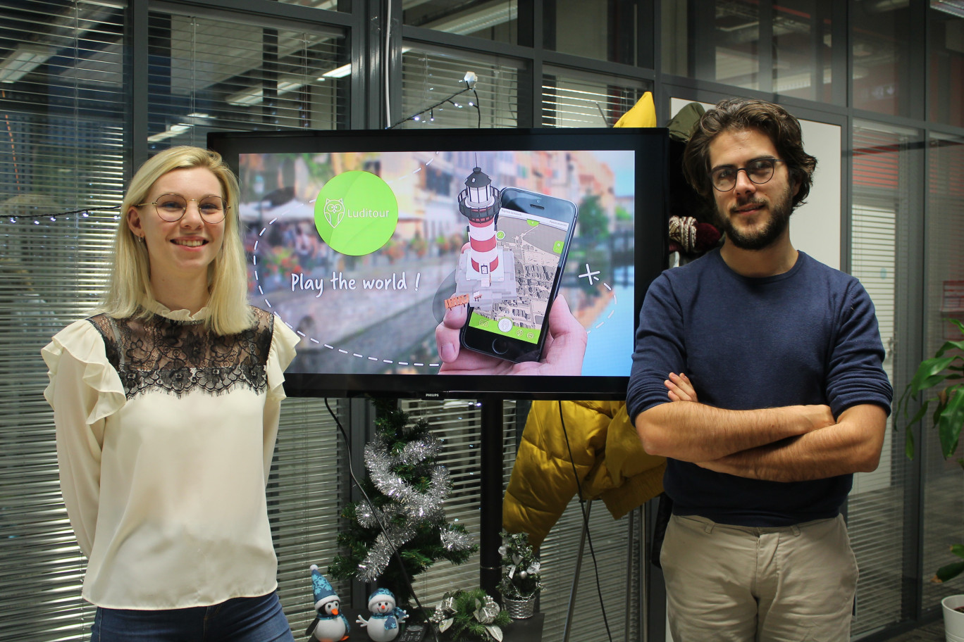 Manon Carpentier, chargée de communication digitale et Quentin Warnant, CTO et co fondateur d'Augmenteo.