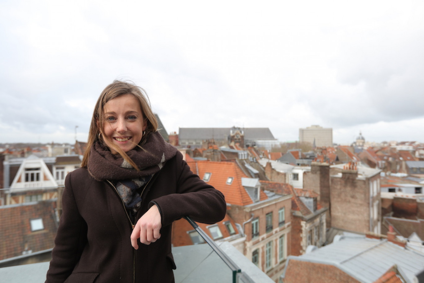 C’est sur la terrasse de l’espace coworking de la CCI de Lille que Justine Ferlin a expliqué la philosophie du portage salarial OpenWork. ©ACT'STUDIO