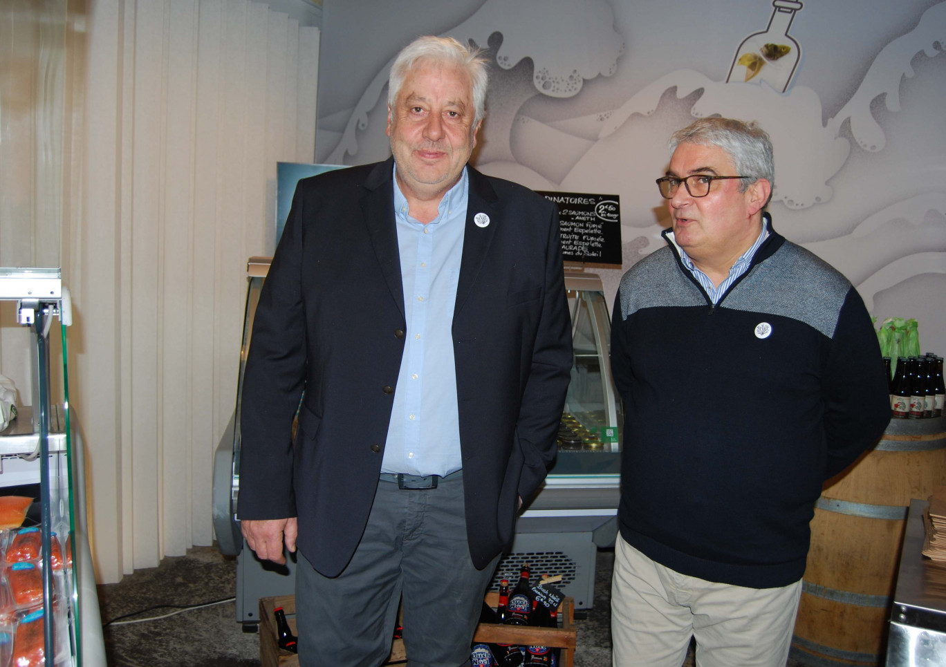 Les dirigeants des Jardins de l’Océan, Frédéric Beauvir (à droite) et Patrick Coppin, multiplient les ventes éphémères dans la région des Hauts-de-France.