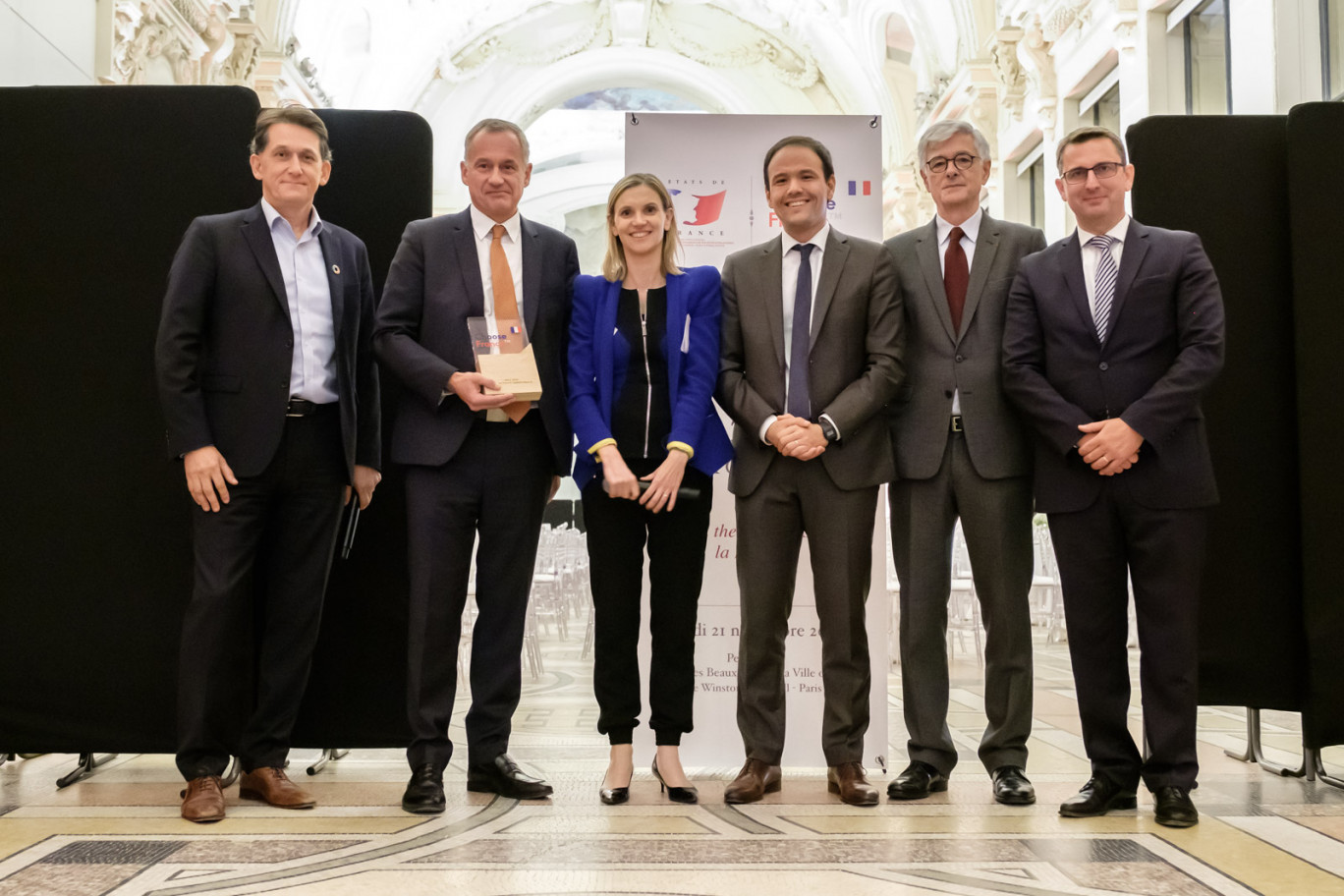 Yves Bernaert (Accenture), André-Paul Leclercq, conseiller régional Hauts-de-France délégué aux Relations avec les entreprises, Agnès Pannier-Runacher, secrétaire d’Etat à l’Industrie, Cédric O, secrétaire d’Etat au Numérique, Luc Doublet, président délégué de Nord France Invest et Yann Pitollet, directeur général de Nord France Invest.