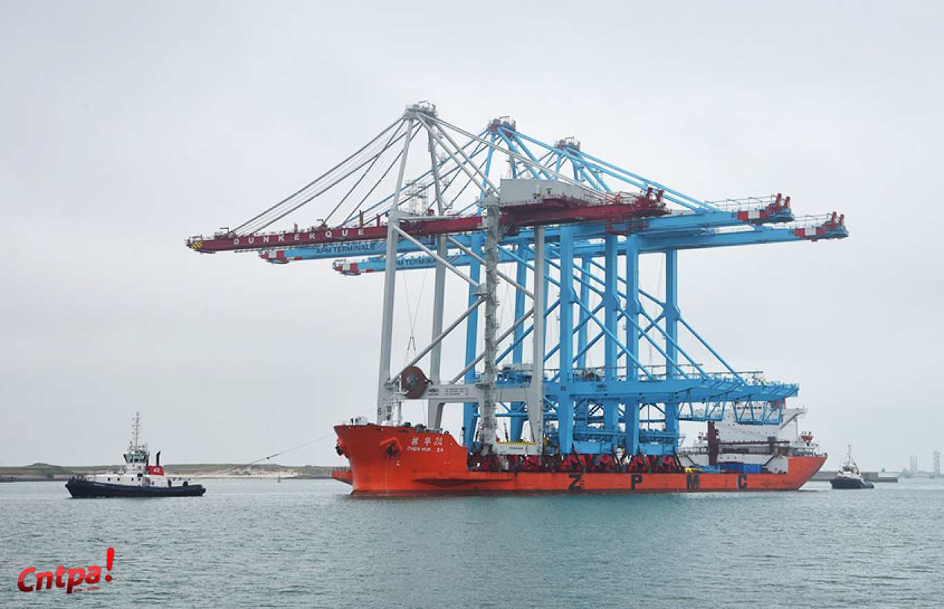Deux nouveaux portiques au terminal conteneurs du port de Dunkerque