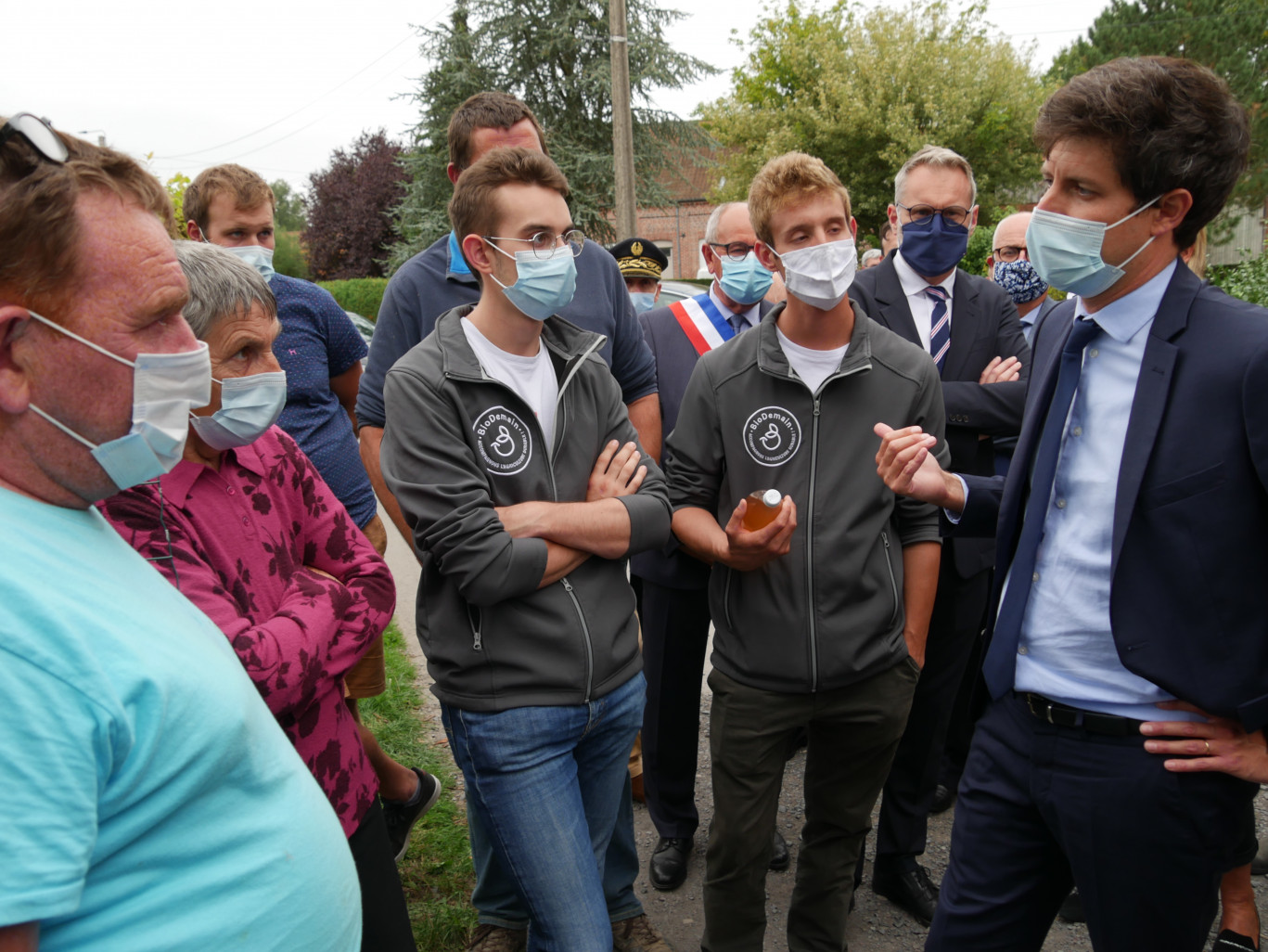 A la ferme Havez, à Ennevelin, Julien Denormandie est allé à la rencontre du monde agricole. © Aletheia Press / M.R.