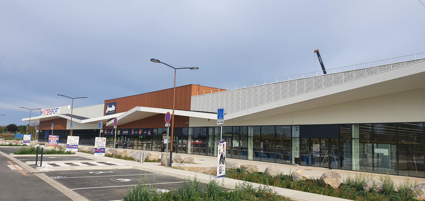 L'Escale Retail-Park à Hautmont, prémices d'un futur village de marques