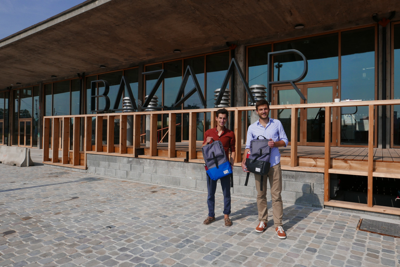 Benoît Gourlet et Nathan Douillard, deux des trois associés de l'entreprise La Virgule.