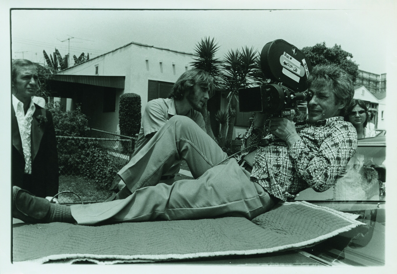 John Cassavetes sur le tournage de Meurtre d'un bookmaker chinois © DR. Collection Cinémathèque française