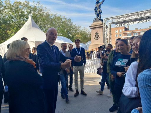 Roland Lescure assure du soutien de l’Etat dans la décarbonation de l’industrie