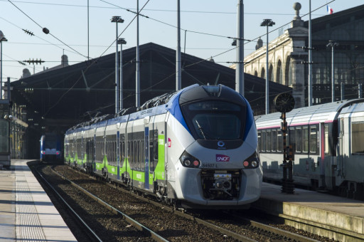La Région et SNCF Voyageurs s’engagent dans la rénovation de 150 rames TER