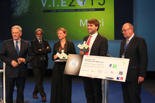 Prix VIE 2015 : deux ingénieurs et un commercial distingués